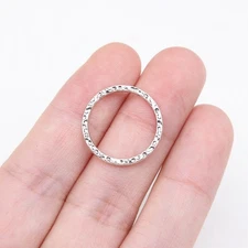 60PCS Silver Tone Metal Hammered Circle Round Link Connector Charm GGS297
