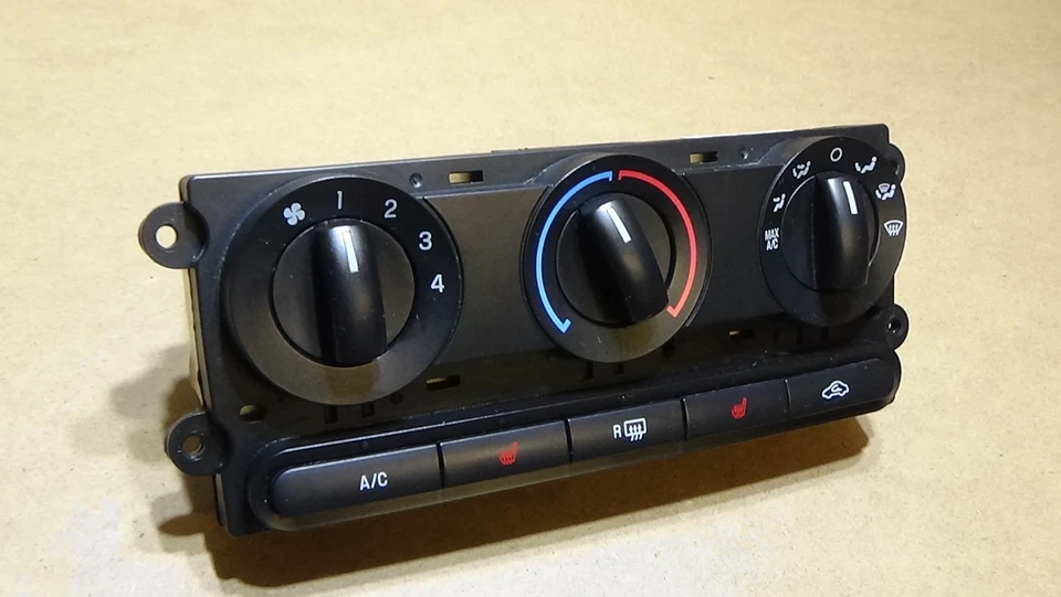 2007-2009 Ford Mustang AC Climate Control Heated Seat Switch 8R33-19980-BA - Image 2 of 4