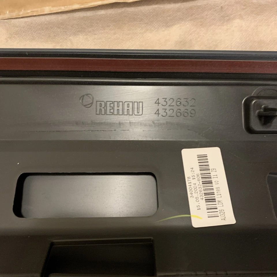 19-23 AUDI Q3 Q 3 PUERTA DELANTERA MOLDURA BLANCO GENUINO ORIGINAL OEM IZQUIERDA IZQUIERDA Foto 4 de 4