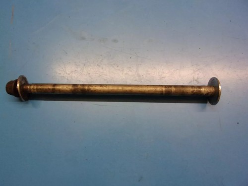 YAMAHA TDM 850 MK-2 4TX (1996-2001) OEM HINTERRADACHSE + ENDMUTTER