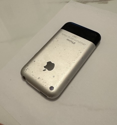 Apple iPhone 1st Generation - 8GB - Black (AT&T) A1203 (GSM) C83 - Picture 13 of 16
