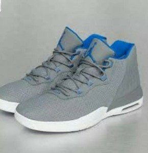 jordan academy scarpe