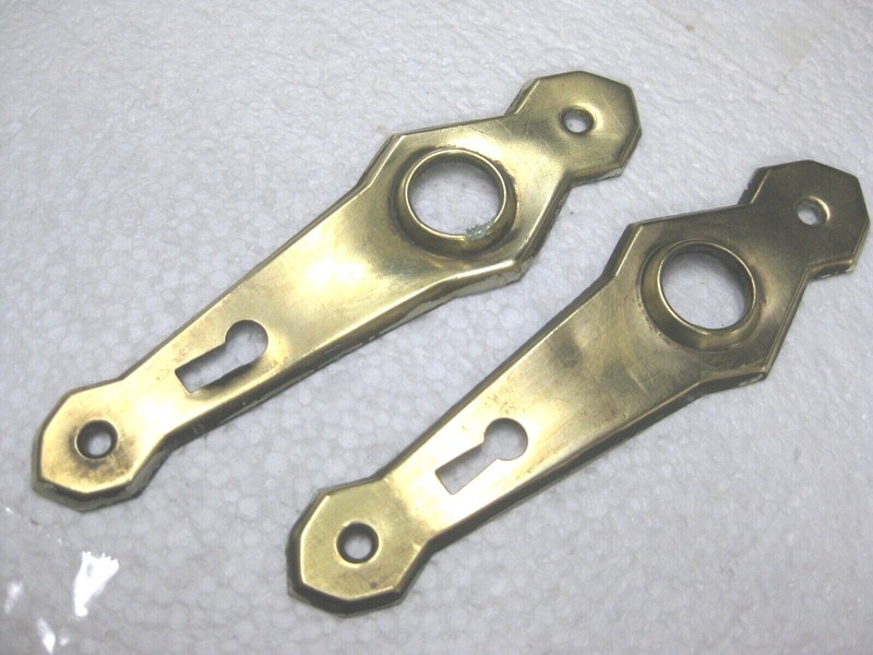 2 Antique brass decorative mortice lock door plates with keyhole.