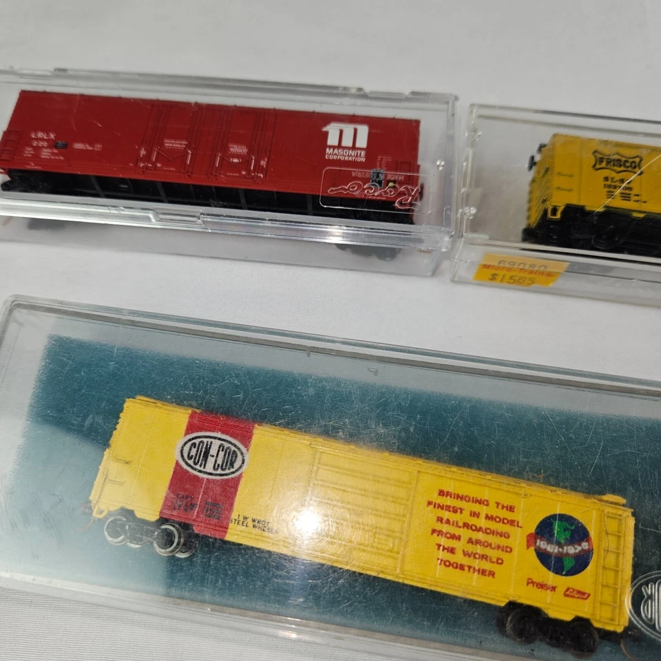 LOT OF 5 N SCALE BOX CARS VARIETY OF BRANDS CON-COR, FRISCO, COTTON BELT (AS IS) - Image 2 of 4