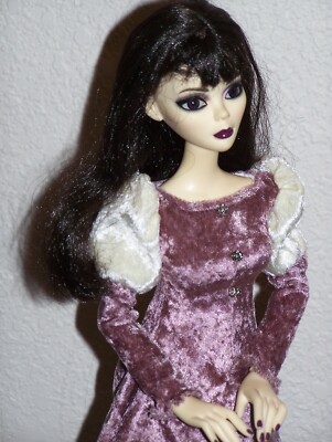 Official Tonner Wilde Evangeline Ghastly NEARLY  Black Long Wig