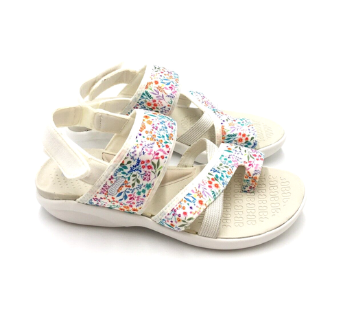Bzees Women's Carnival Washable Slingback Sandal Size 7.5W White Floral | eBay