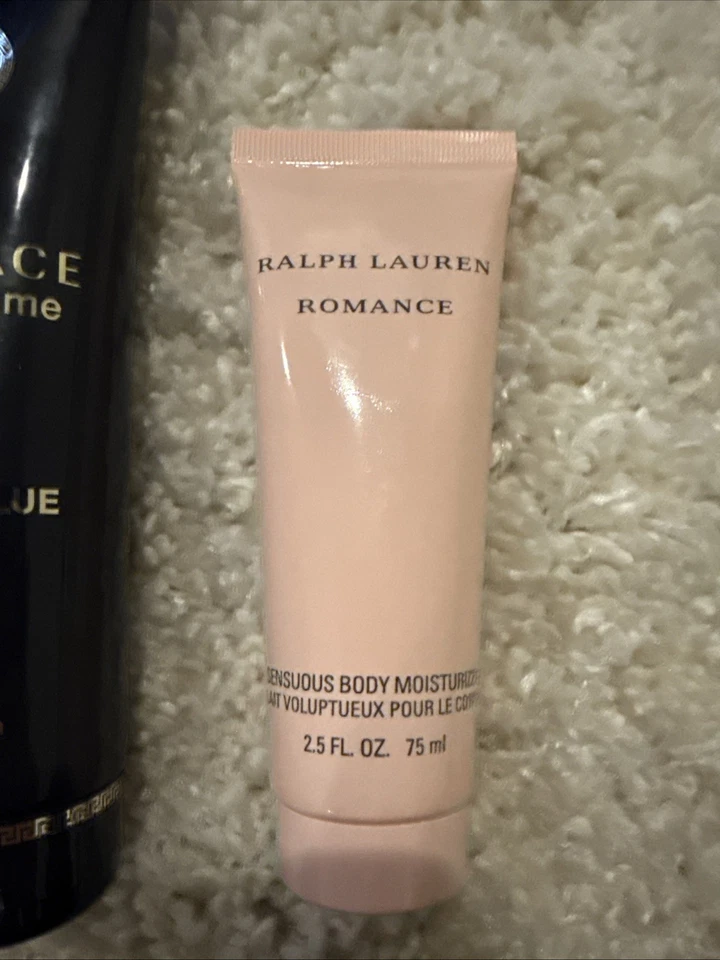 Lote de lociones corporales Versace Bright Crystal, Dylan Blue y Ralph Lauren Romance Foto 4 de 4