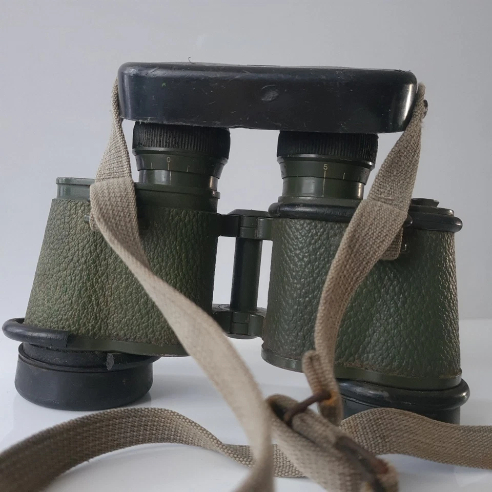 Carl Zeiss Jena - NVA Fernglas 7x40 – Dienstglas mit Strichplatte - Bild 2 von 4