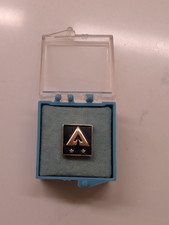 Weyerhaeuser Vintage Employee Service Pin – 10K Gold