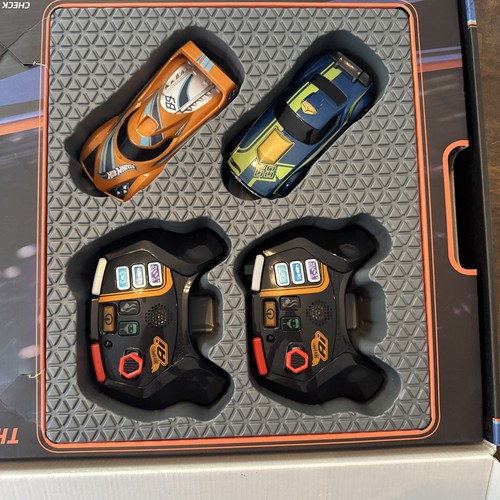 HOT WHEELS AI SMART CARS - Intelligent Race System 1 CAR & 2 CONTROLLERS 2.4 - Picture 5 of 8