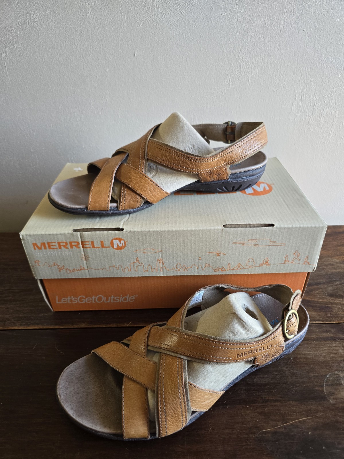 Women's Merrell Basson Tan Leather Sandals Adjustable Slingback Buckle Closure 9