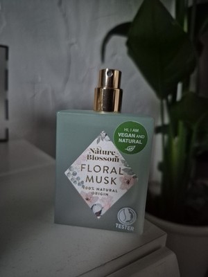 Nature Blossom Floral Damen Parfum Musk 50 Ml