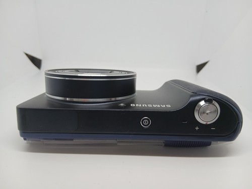 MINT Samsung Galaxy Camera EK-GC200 Wi-Fi 21x Zoom Smart Touch screen 16MP Boxed - Picture 3 of 11