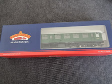 Bachmann Branch Lines Model Railways 39-053D BR MK1 SO SECOND OPEN SR GREEN