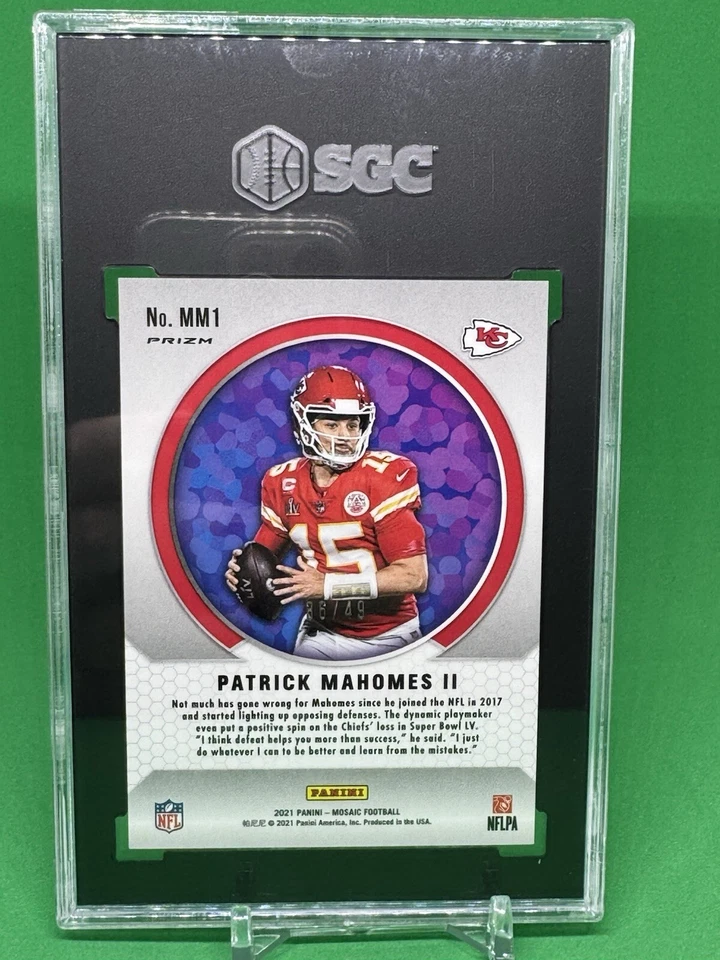 2021 PANINI MOSAIC MEN OF MASTERY PURPLE #MM1 PATRICK MAHOMES II /49 SGC 10 - Image 2 of 2