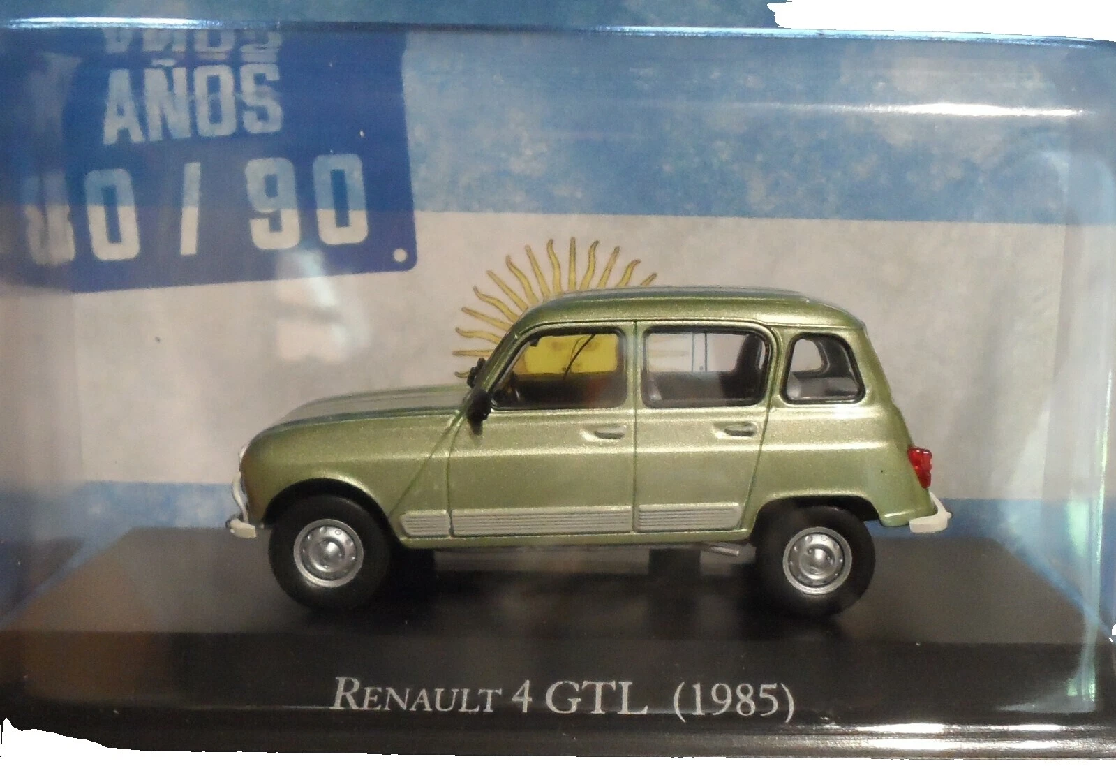 Винтажные литые автомобили, грузовики и фургоны Renault 1:43