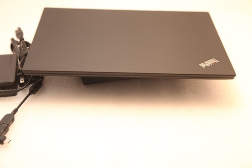Lenovo ThinkPad P14s Gen 2 Intel Core i5-1145G7 16 GB 512 GB SSD NVIDA QuadroT500 - Foto 8 di 15