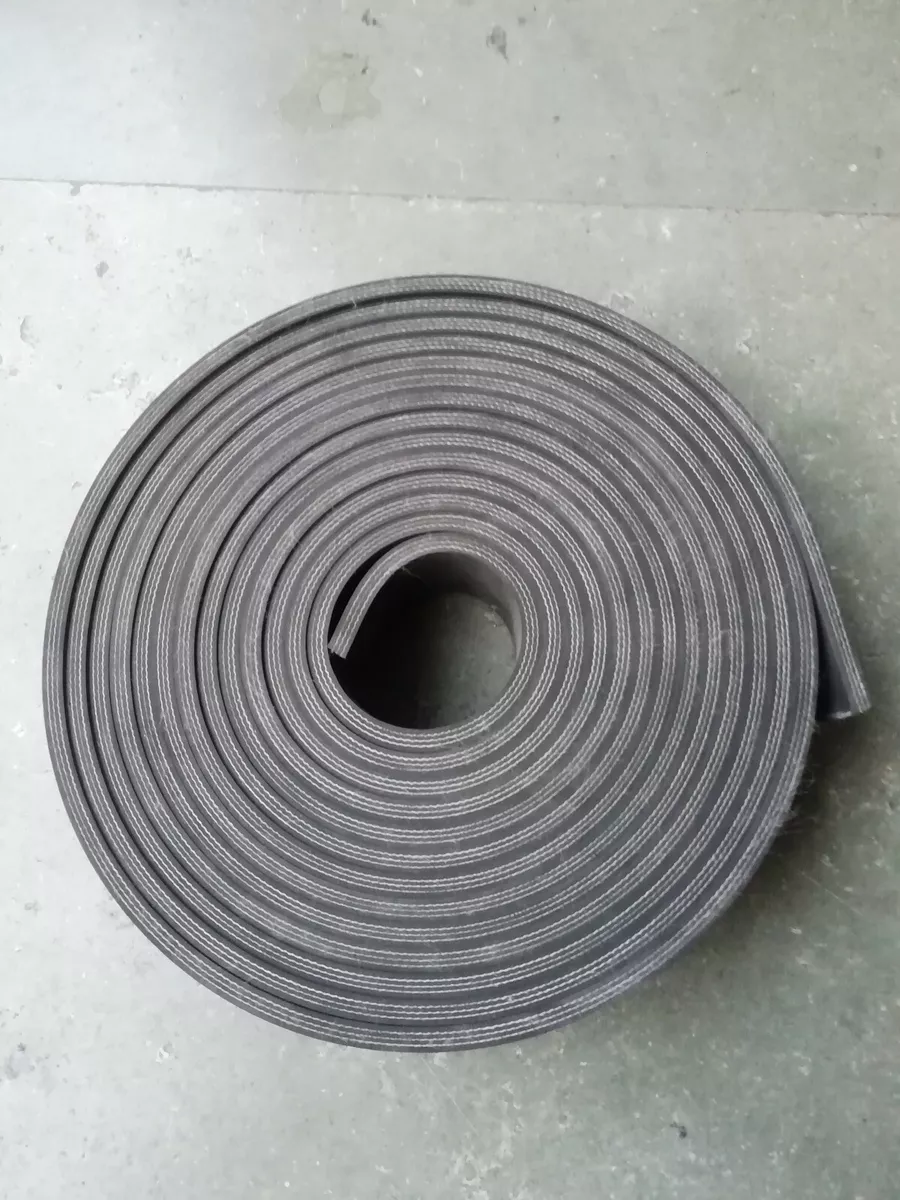 Rubber conveyor clearance belt
