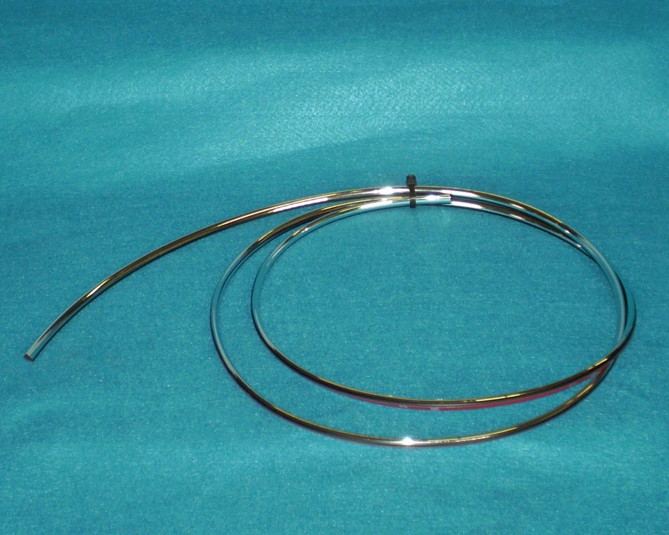 1987 1993 Chevrolet Córsega para-choque dianteiro ou traseiro moldura cromada 14093030 - Imagem 2 de 4