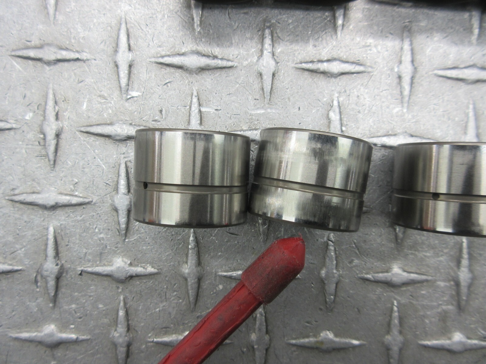 2008 Ferrari F430 Spider Right Cylinder Head Tappets Tappet Bucket 247480