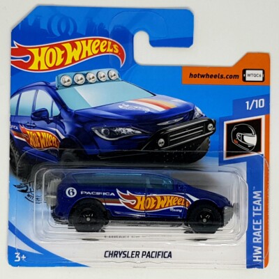 Hot Wheels - Chrysler Pacifica HW Race Team 1/10 Short Card blau