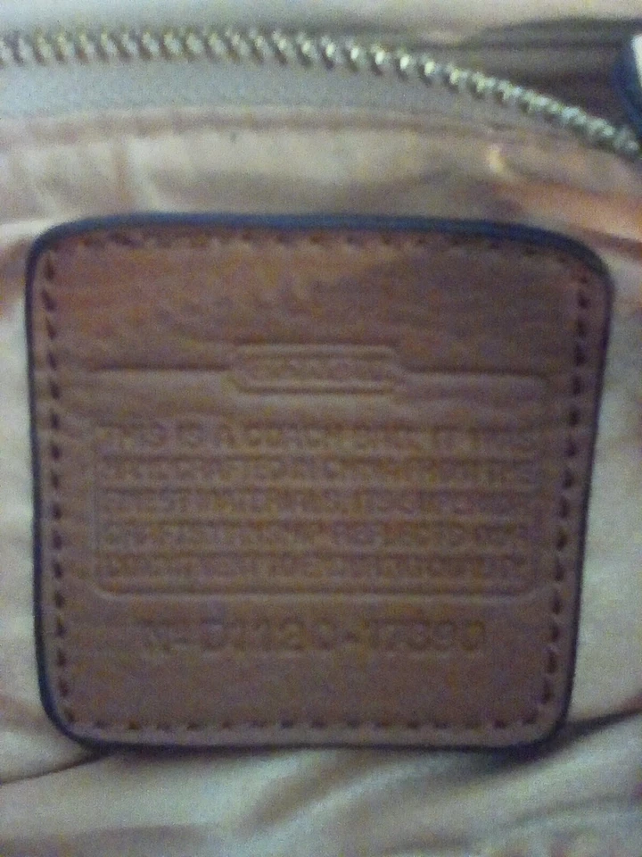 Bolso de Mano Coach 19854 Acolchado Amapola Delgado Cuero Color Camel con Correa de Cadena Foto 3 de 4