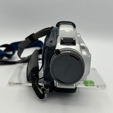 Broken Sony Handycam Hi8 Digital 8 Camcorder DCR-TRV18E Damaged Screen