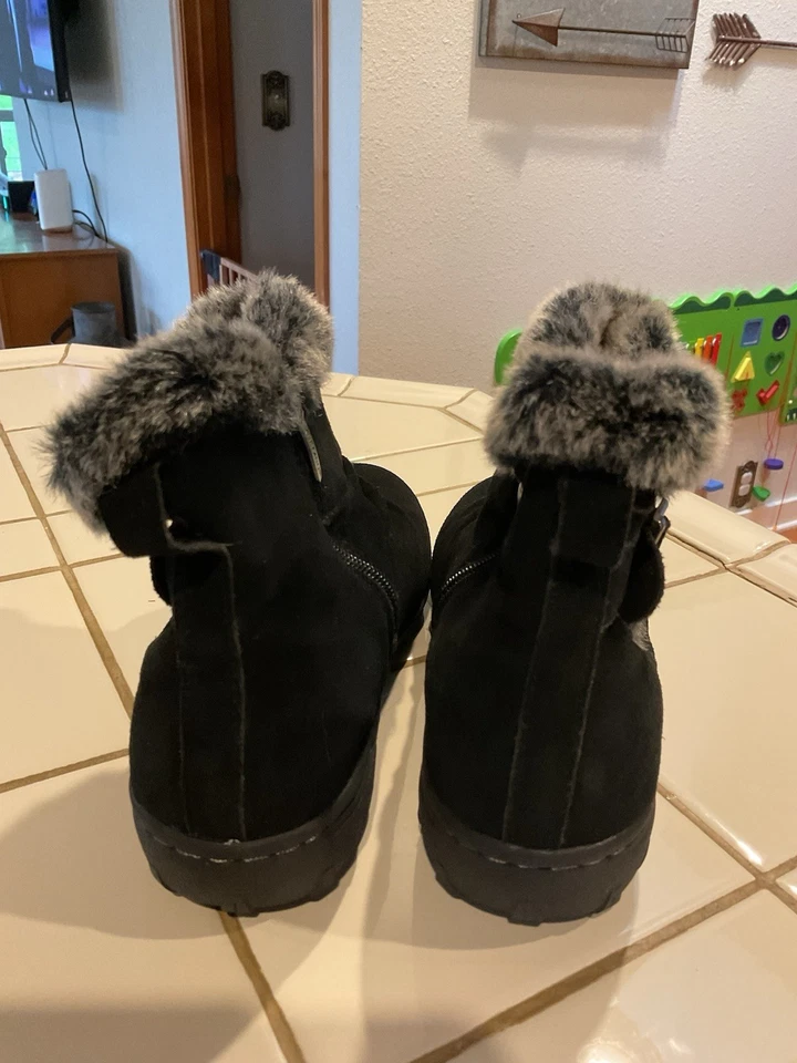 KHOMBU Black Suede Leather Faux Fur Lined Ankle Booties Boots Womens Size US 7M - Image 2 of 4