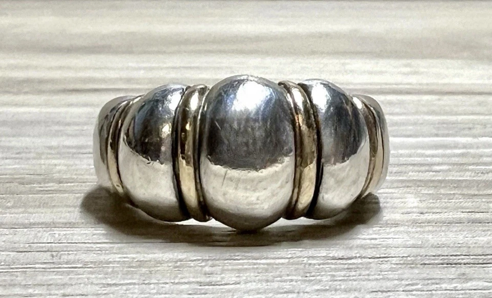 Anillo cúpula acentuado de plata esterlina y oro amarillo de 14 k de diseñador KABANA, tamaño 6,5 Foto 2 de 4