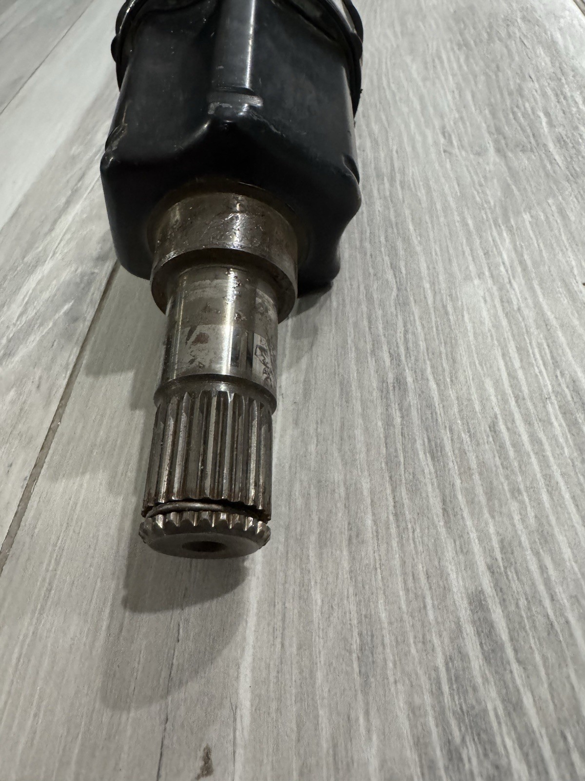 14-22 Maserati Levante S M161 Front Right Passenger Side Axle Shaft OEM 26k