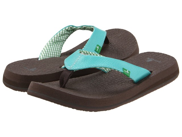 cheap sanuk flip flops
