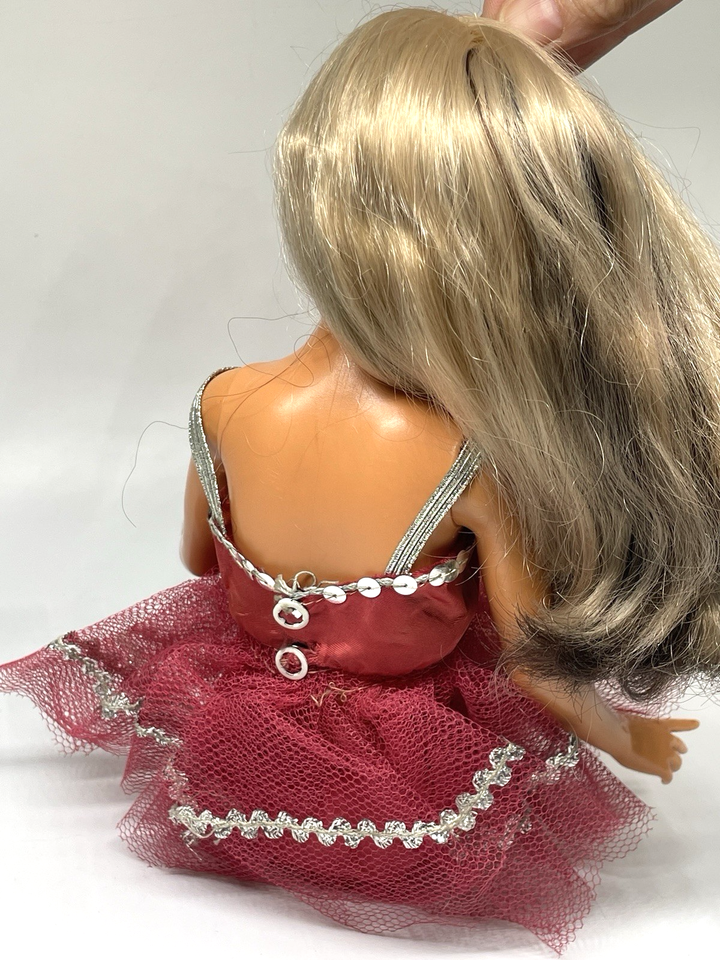 1973 Ideal Tiffany Taylor 18" Doll Brunette Blond Switch Tan Skin | eBay