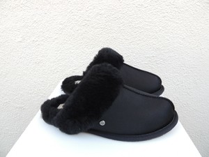 ugg scuffette satin