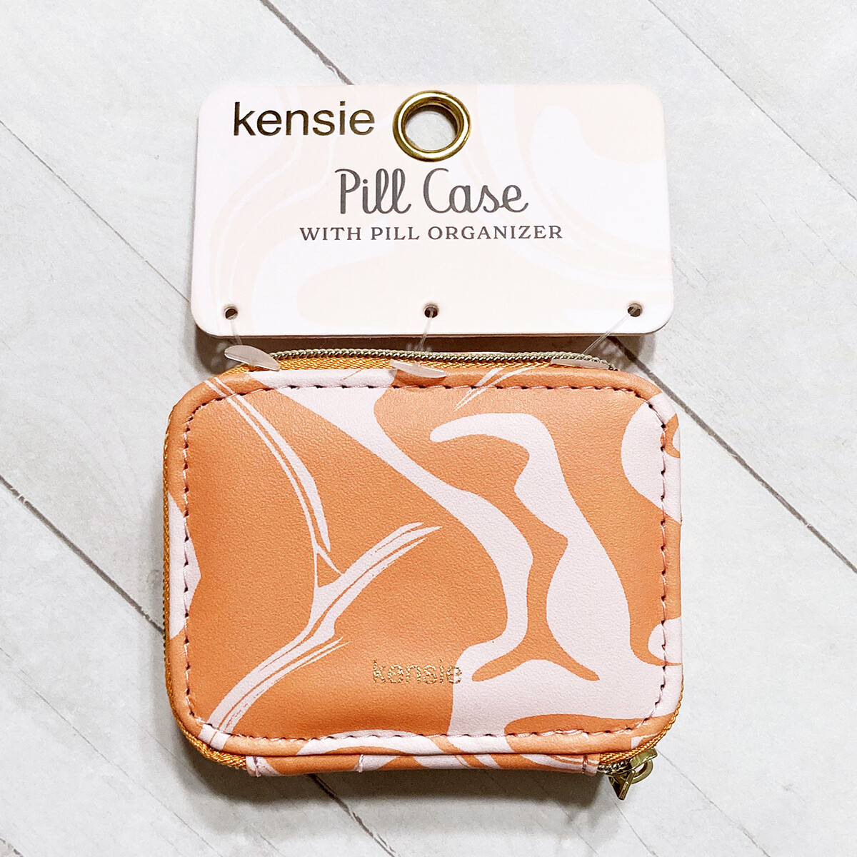 Travel Pill Case w Organizer Faux Leather Kensie Designer Fashion