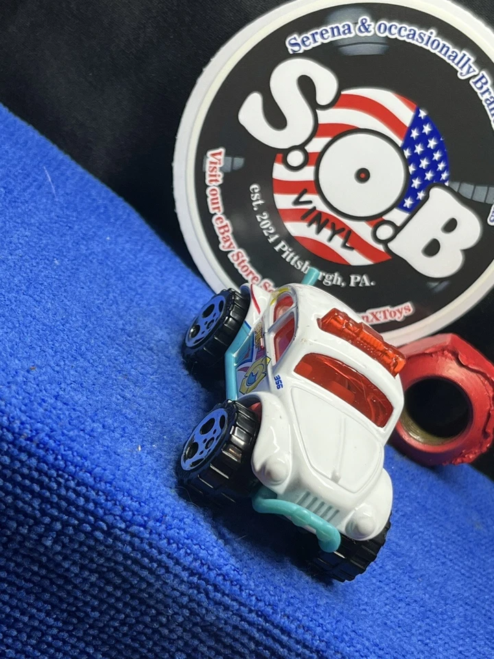 Volkswagen Beetle Chief HQ 4x4 blanco diecast años 60 caja de cerillas 1:64 casi nuevo estado Foto 3 de 4