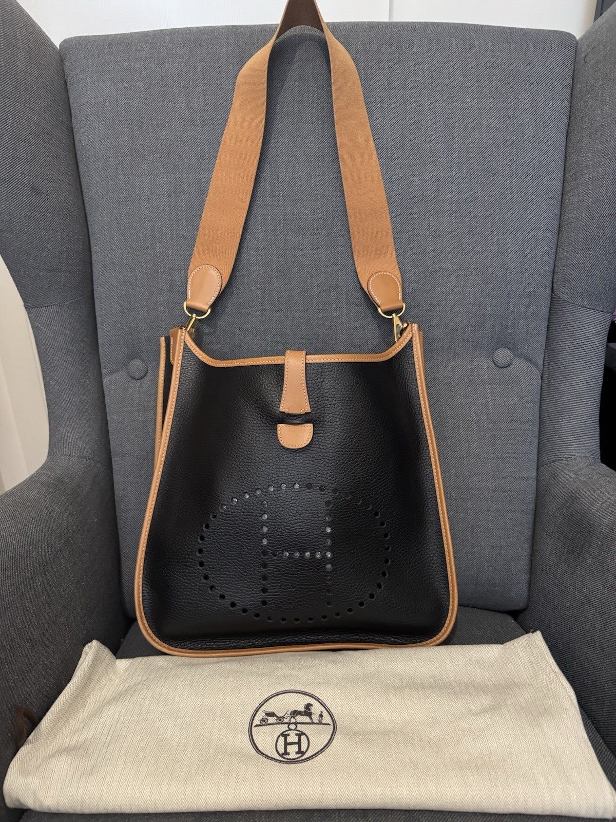 Vintage HERMES Evelyn Shoulder Bag in Rare Ardenne Leather Black Brown Authentic