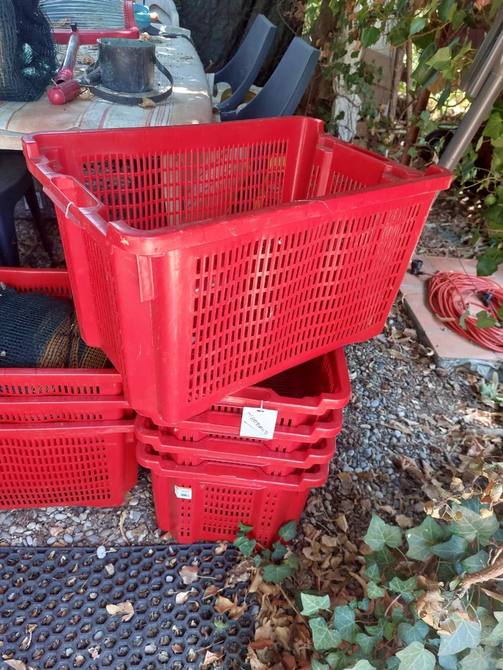 10 Caisses Empilable - Photo 2/2