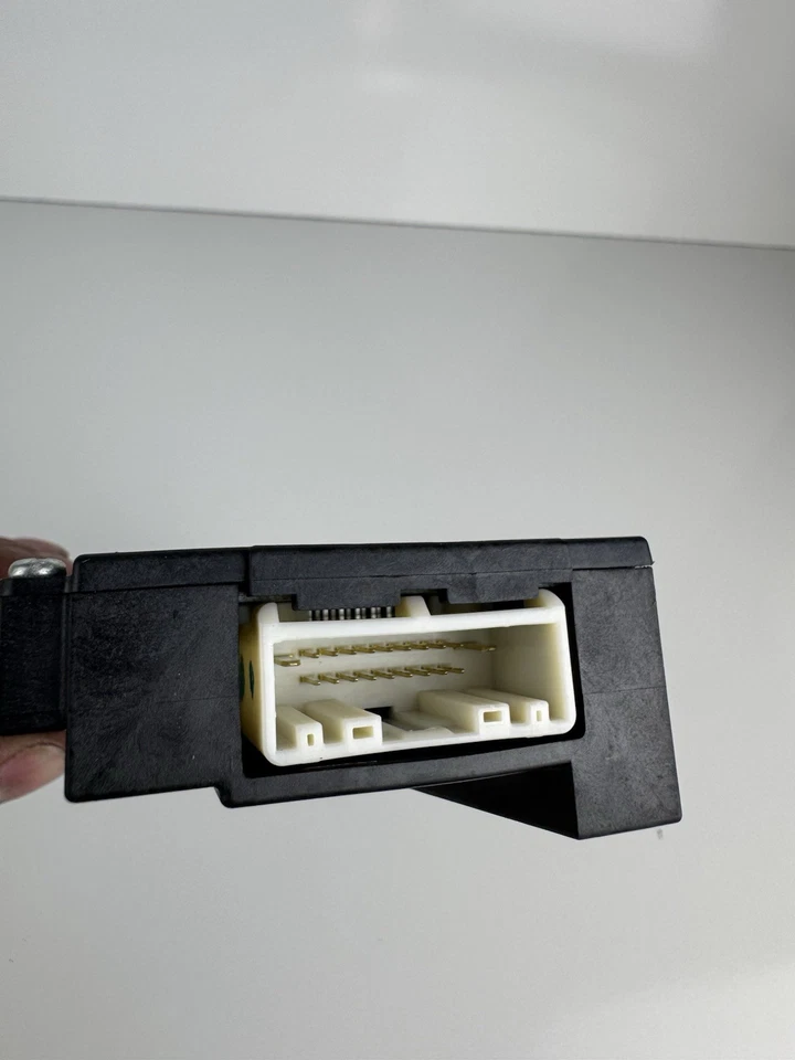 2010 - 2014 OEM SUBARU OUTBACK ELECTRIC POWER SUN MOON ROOF GLASS MOTOR ASSEMBLY - Image 4 of 4