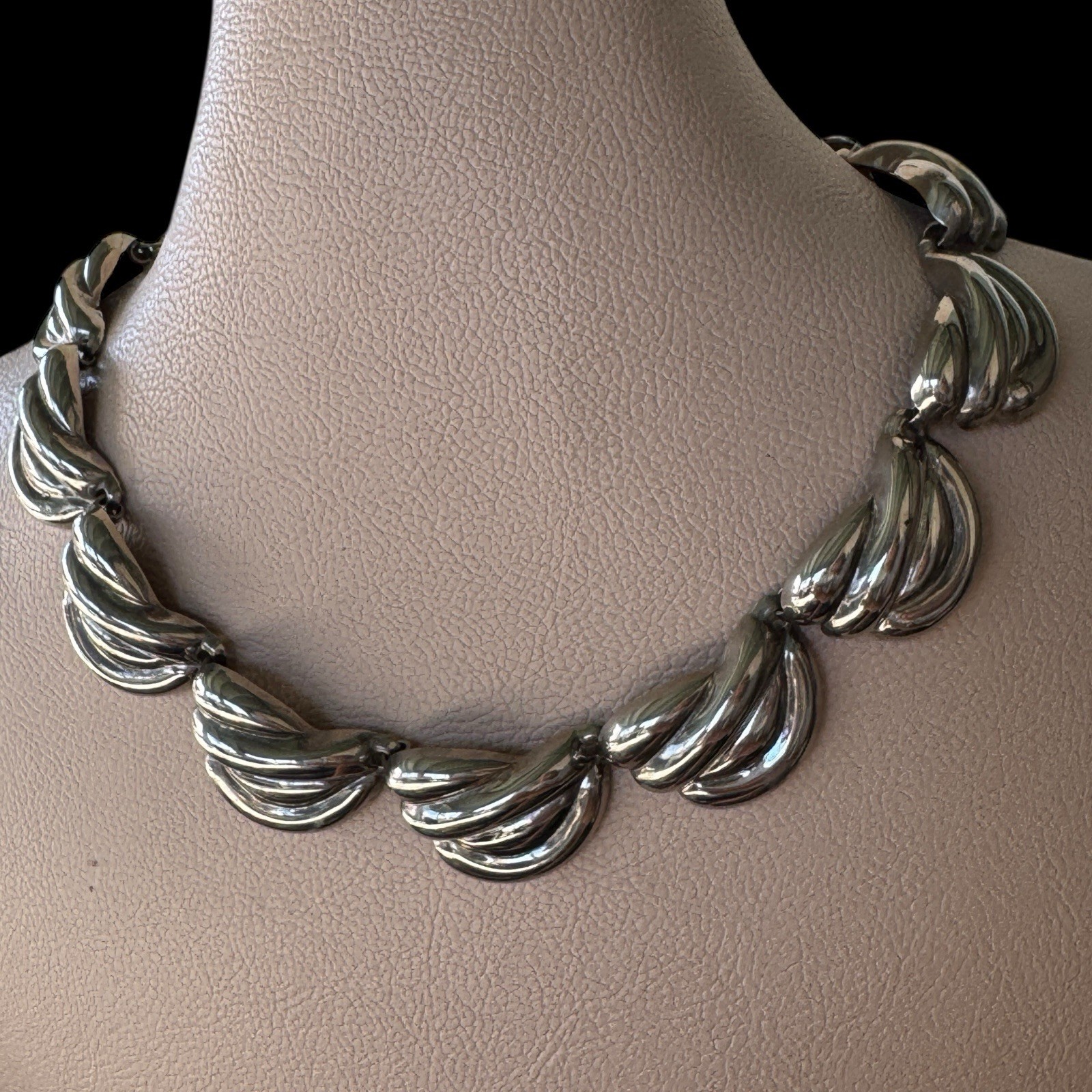 Vintage Silver Tone Panel Link Statement Collar N… - image 5