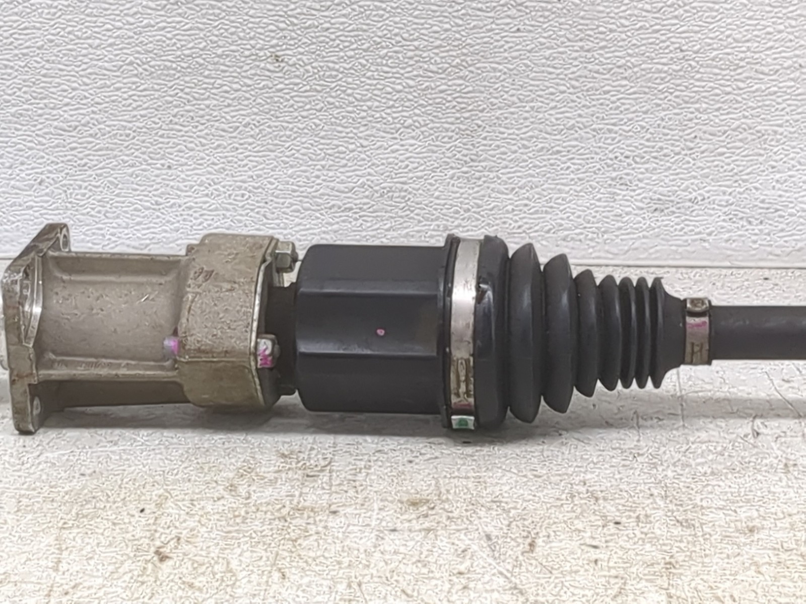 Maserati Ghibli 2016 Front Cv axle