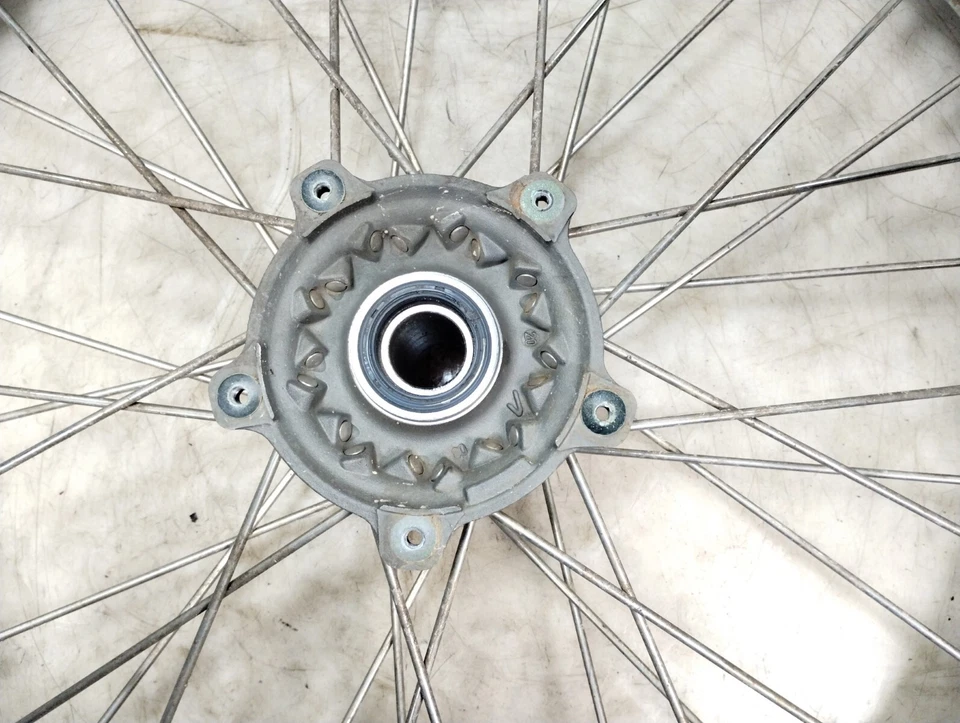 BMW G450 G450X 2010 llanta delantera recta (sin neumáticos) 21" Foto 3 de 4