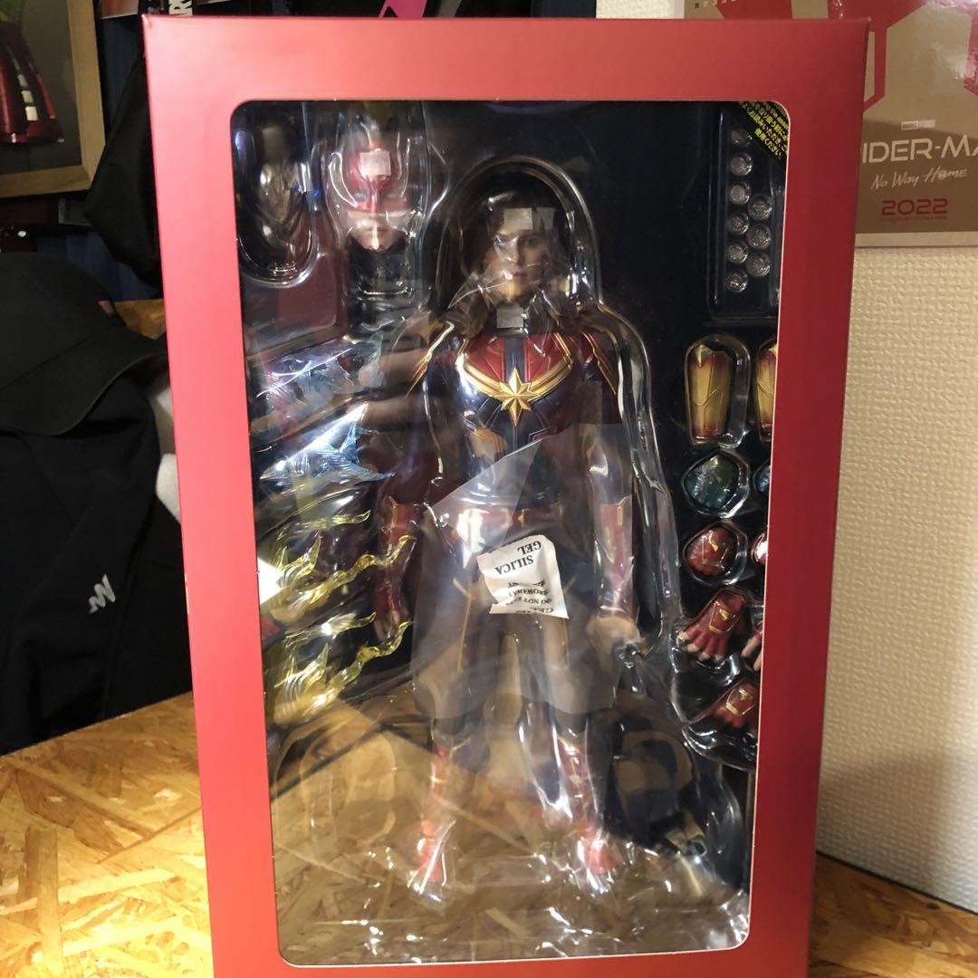 ☆新品未開封☆HOTTOYS ホットトイズ１／６ MMS521 ホットトイズ MMS521『キャプテン・マーベル』キャプテン