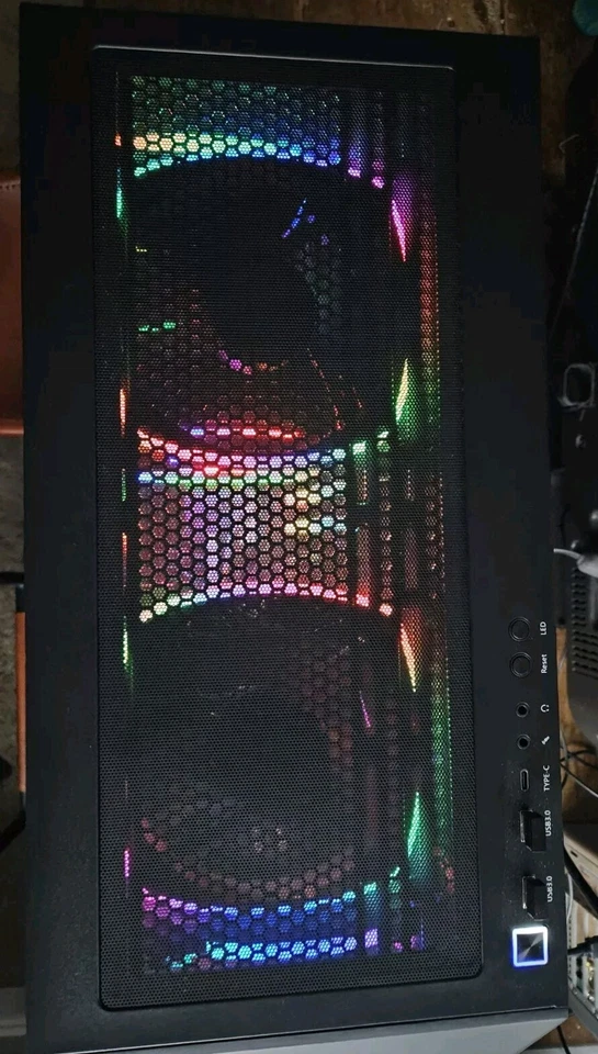 Gaming PC i5 12600k 6700XT 12gb Gpu 32GB DDR5 1TB M.2 4TB HDD - Image 4 of 4