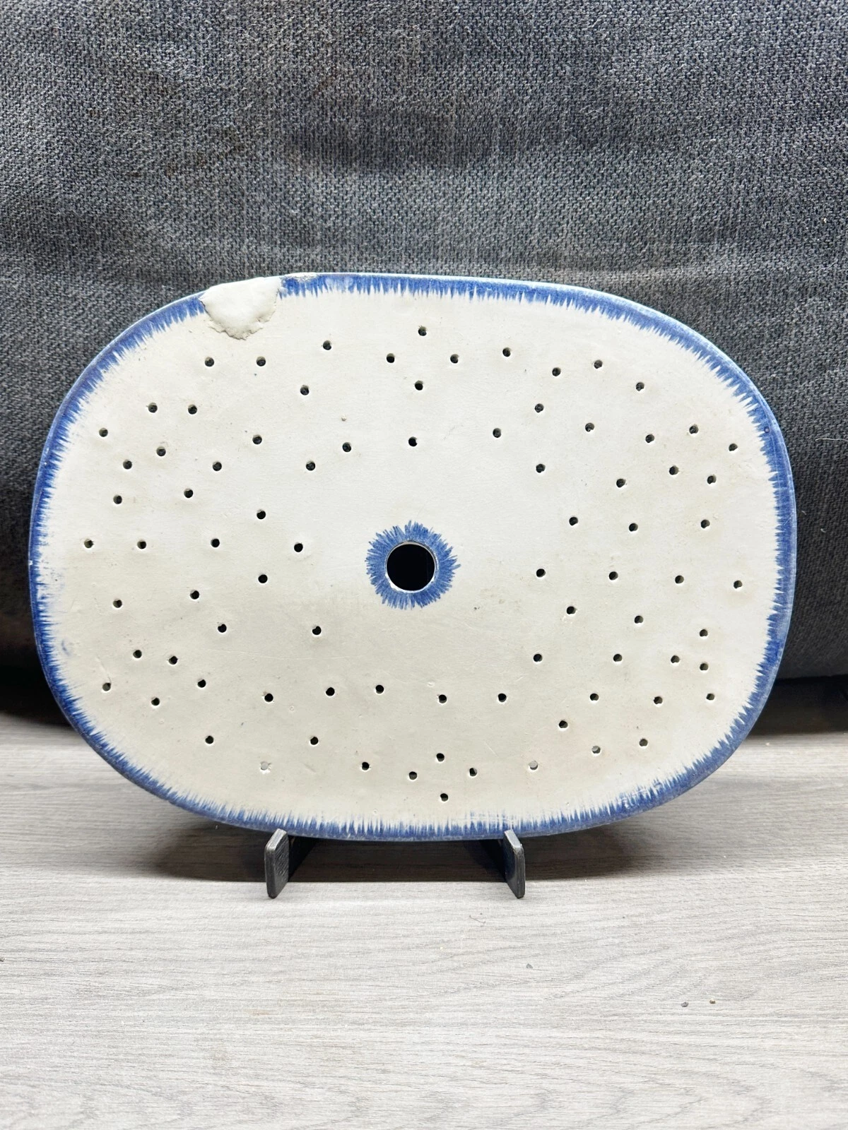 ANTIQUE BLUE & WHITE CERAMIC FOOD DRAINER PLATE STRAINER KITCHEN FARMHOUSE