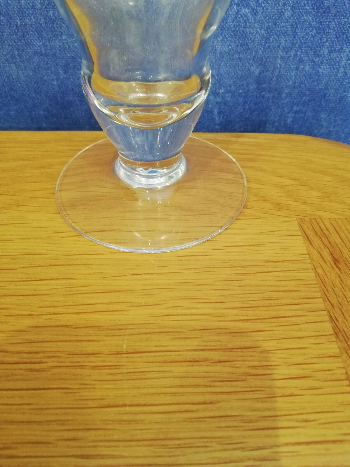 Dartington Glass/Crystal VA1334/0 Daisy Vase eBay