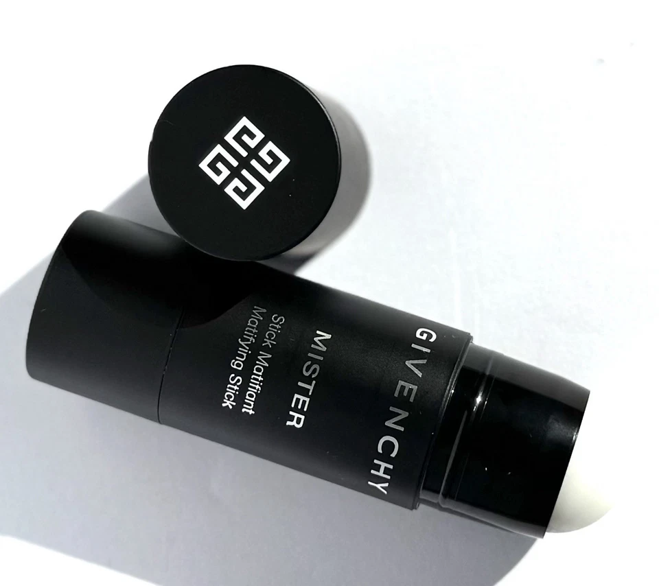 Givenchy Mister Stick Matifying Stick 5.5g - Image 2 of 3