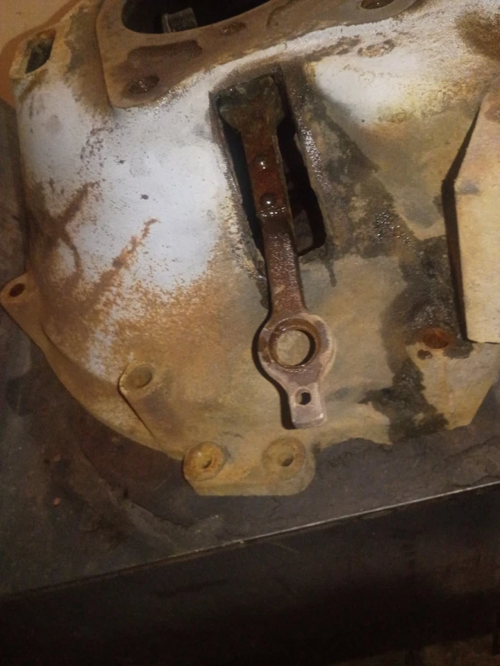 Bell Housing "C4TA7505G" FITS 1973 FORD 2 TON TRUCK 1111490 - Image 3 of 4