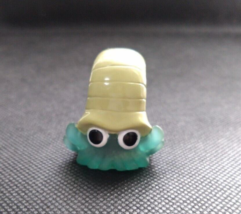 Omanyte Pokemon Finger Puppet Figure Nintendo Bandai From Japan