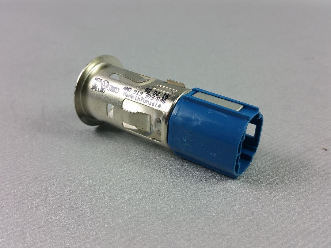 Original Audi Q7 4M 12V 12 Volt Socket Cigarette Lighter 4M0919309 eBay