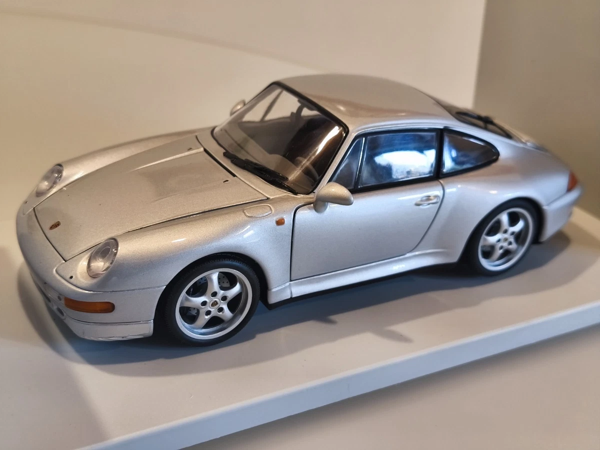 Porsche GT2 1996 Norev 1/18 - Orange - Modèle A. De Orleans / T. Saldana